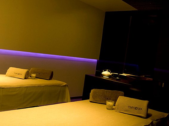 Iluminación comercial y LED